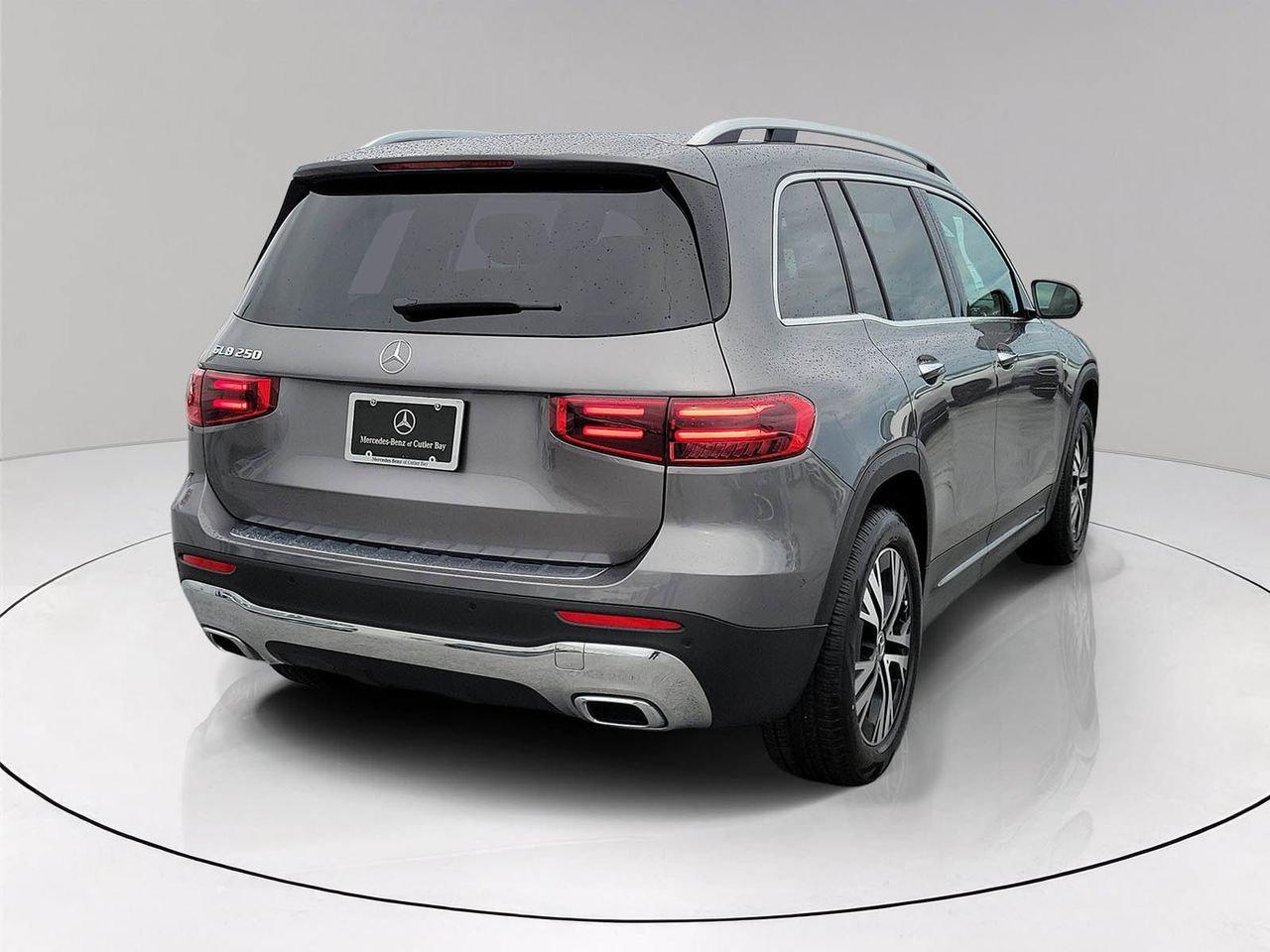 Mercedes-Benz Glb 250 - Thumbnail 7