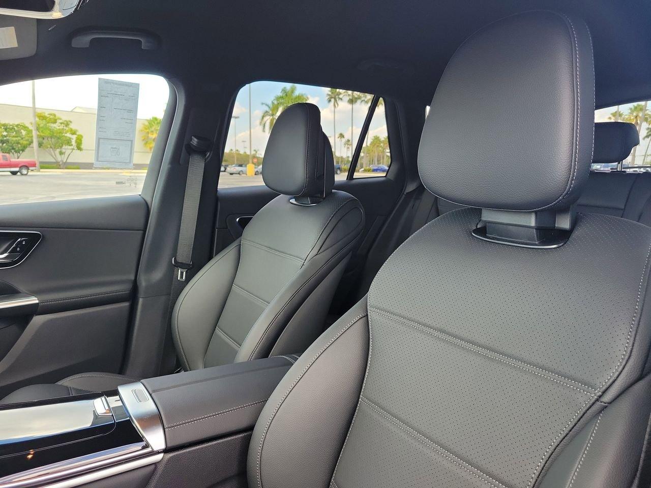 Mercedes-Benz Glc 300 - Thumbnail 20