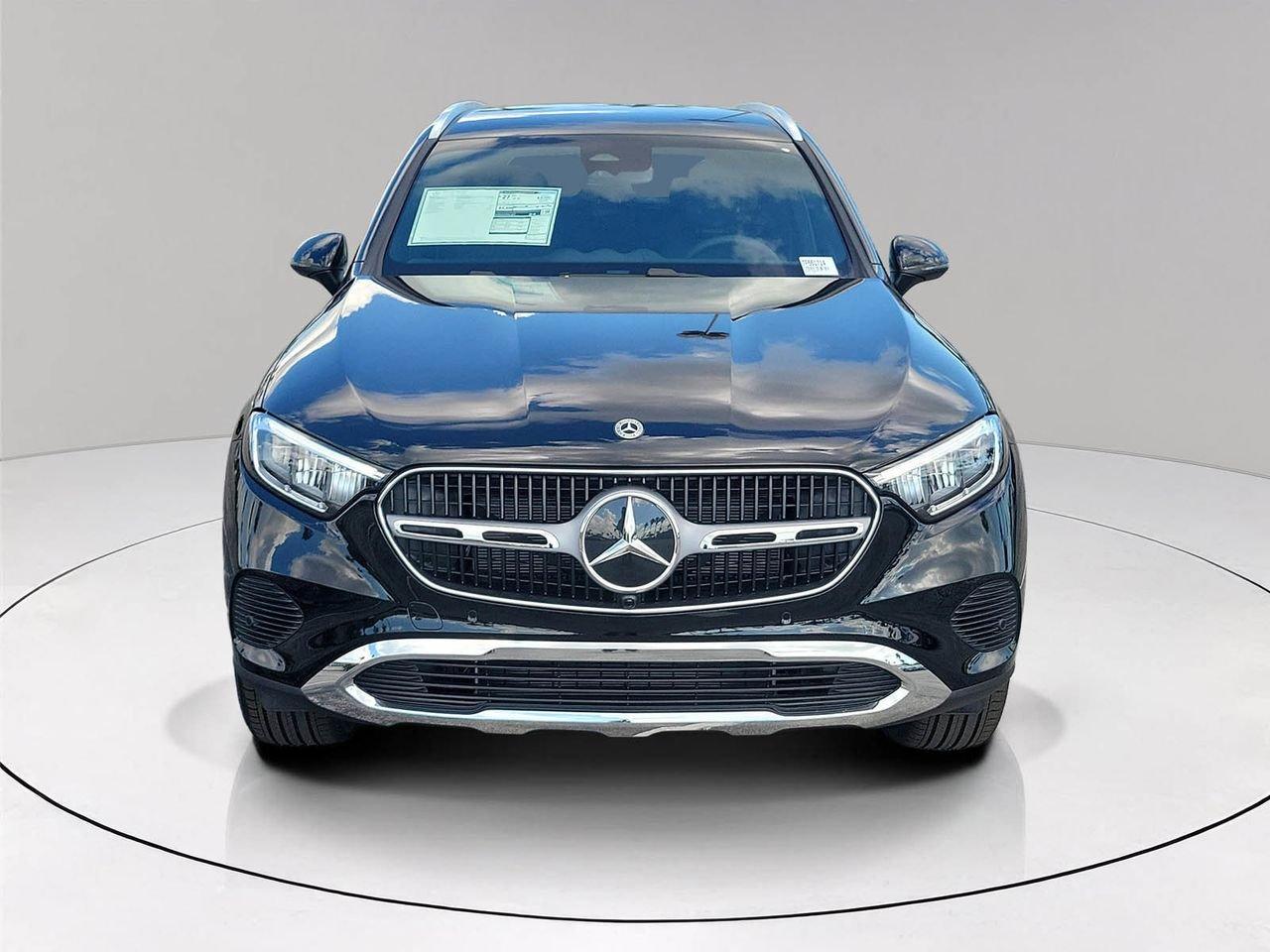 Mercedes-Benz Glc 300 - Thumbnail 3