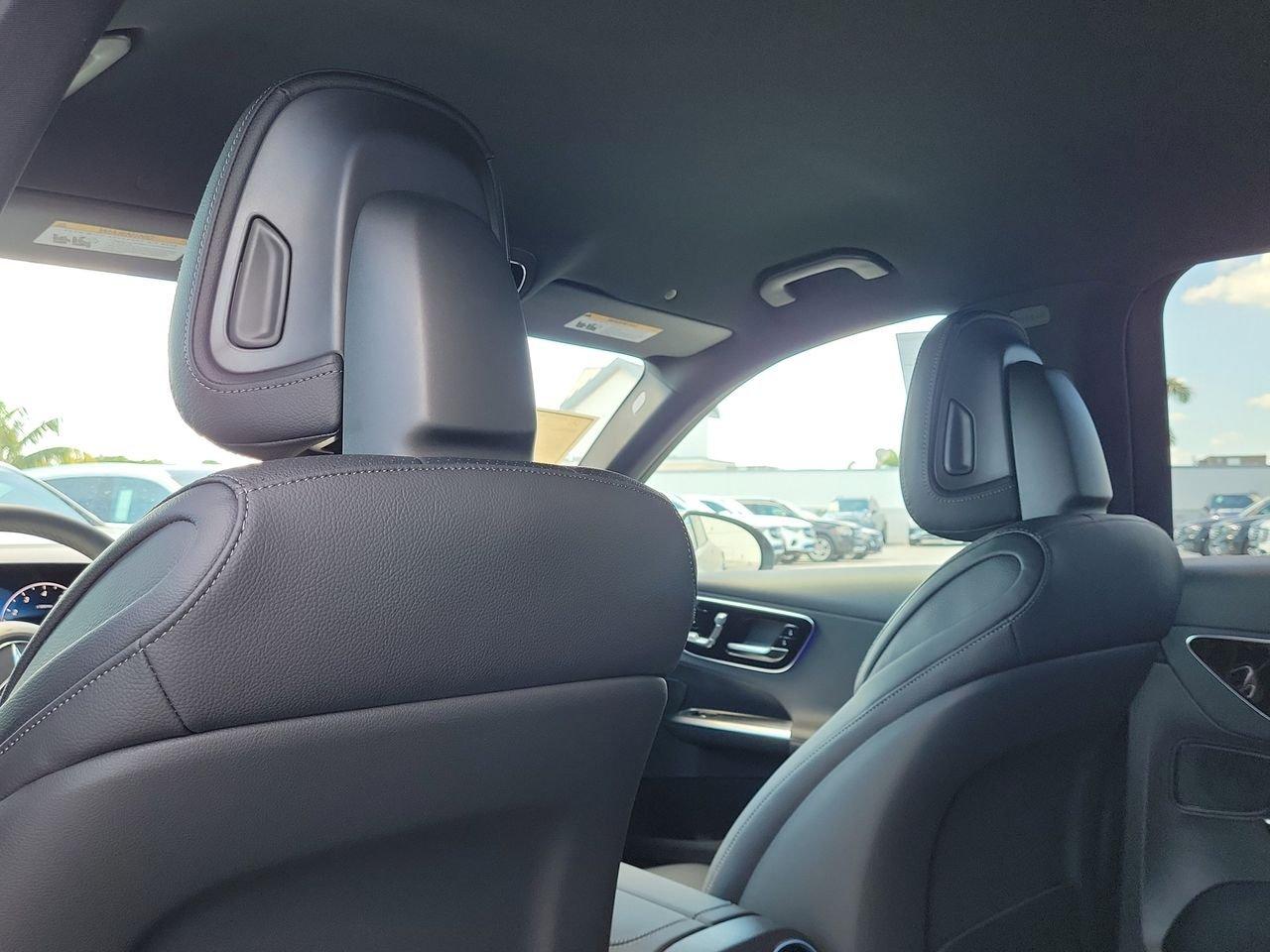 Mercedes-Benz Glc 300 - Thumbnail 11