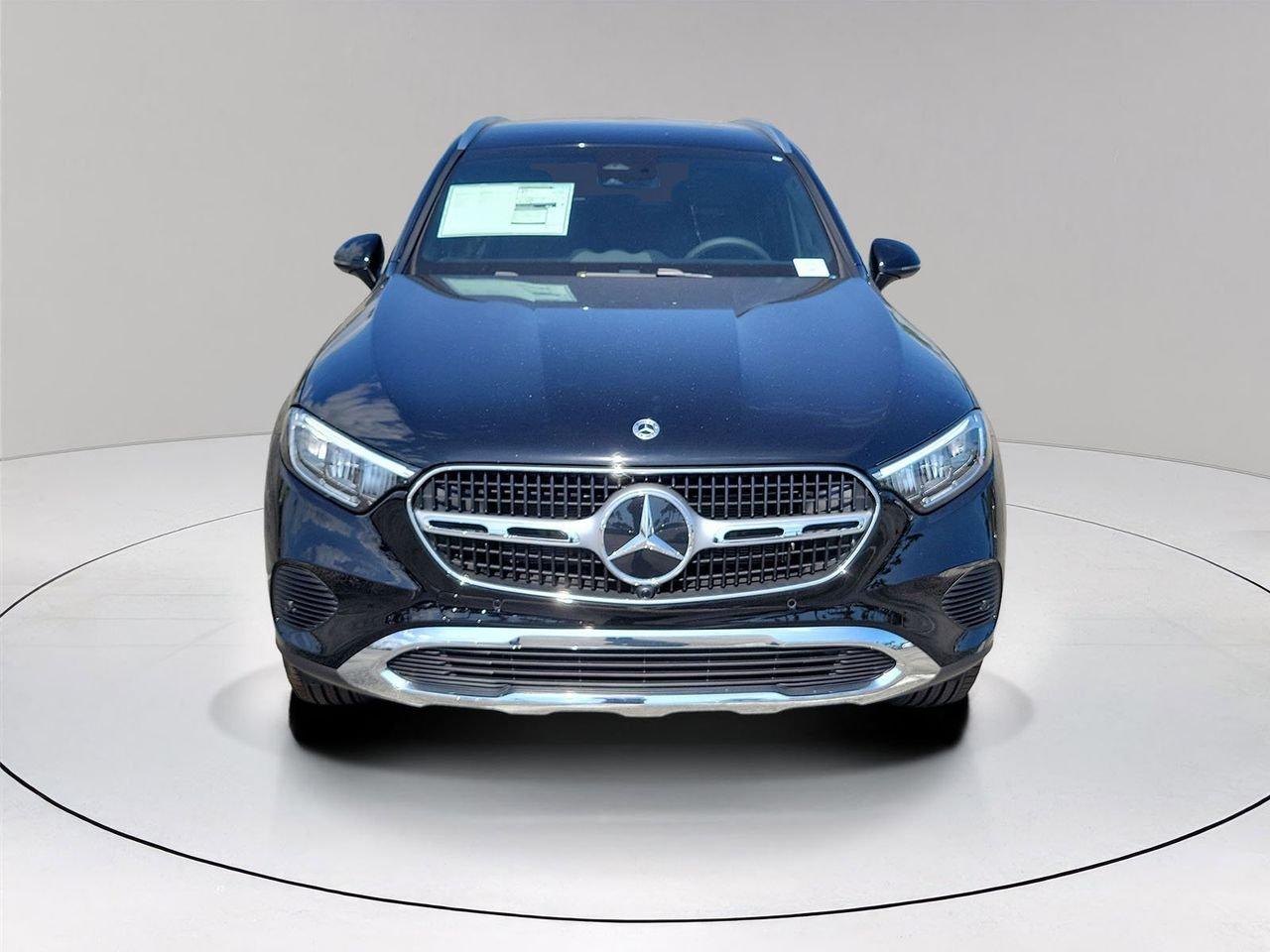 Mercedes-Benz Glc 300 - Thumbnail 3