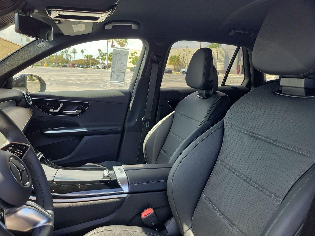 Mercedes-Benz Glc 300 - Thumbnail 20