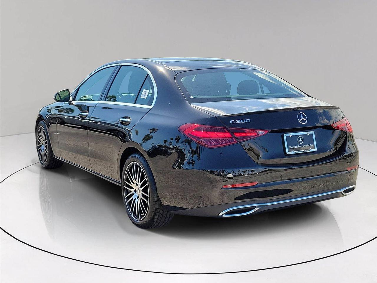 Mercedes-Benz C 300 - Thumbnail 5