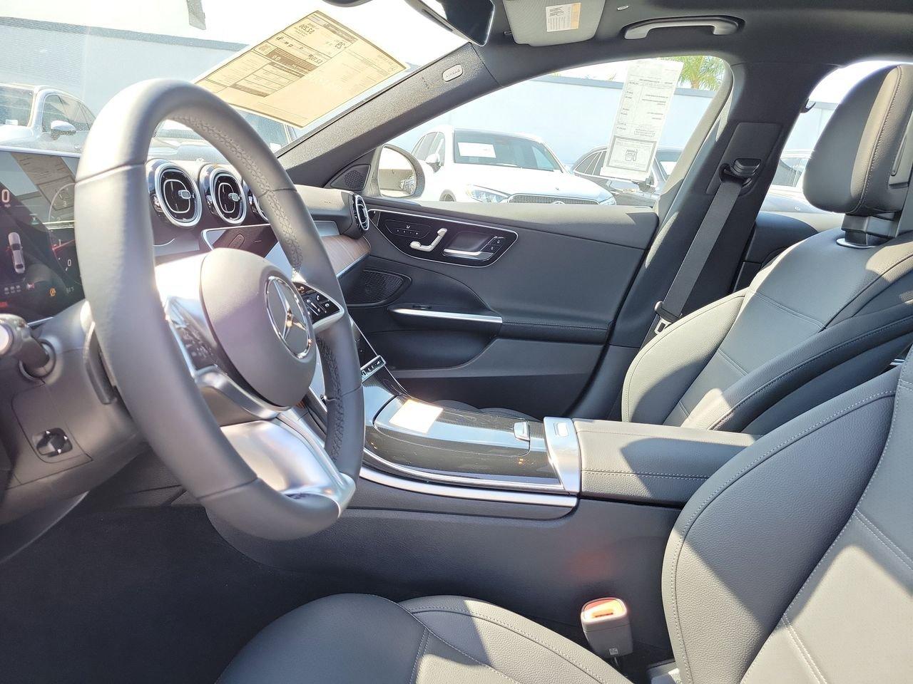 Mercedes-Benz C 300 - Thumbnail 20