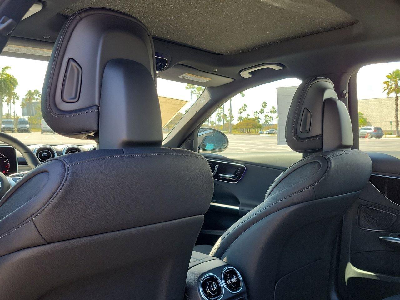 Mercedes-Benz C 300 - Thumbnail 13