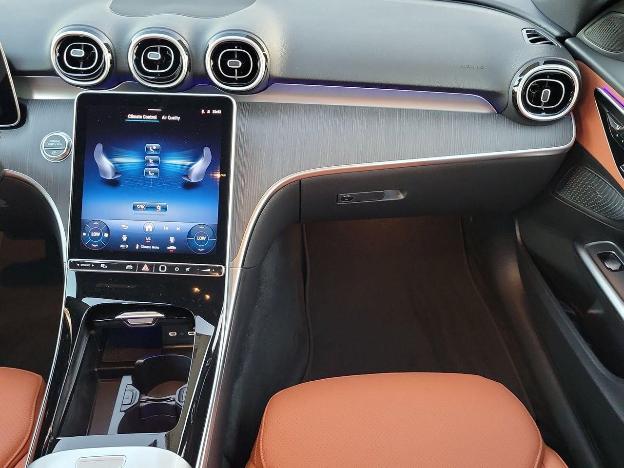 Mercedes-Benz C 300 - Thumbnail 16