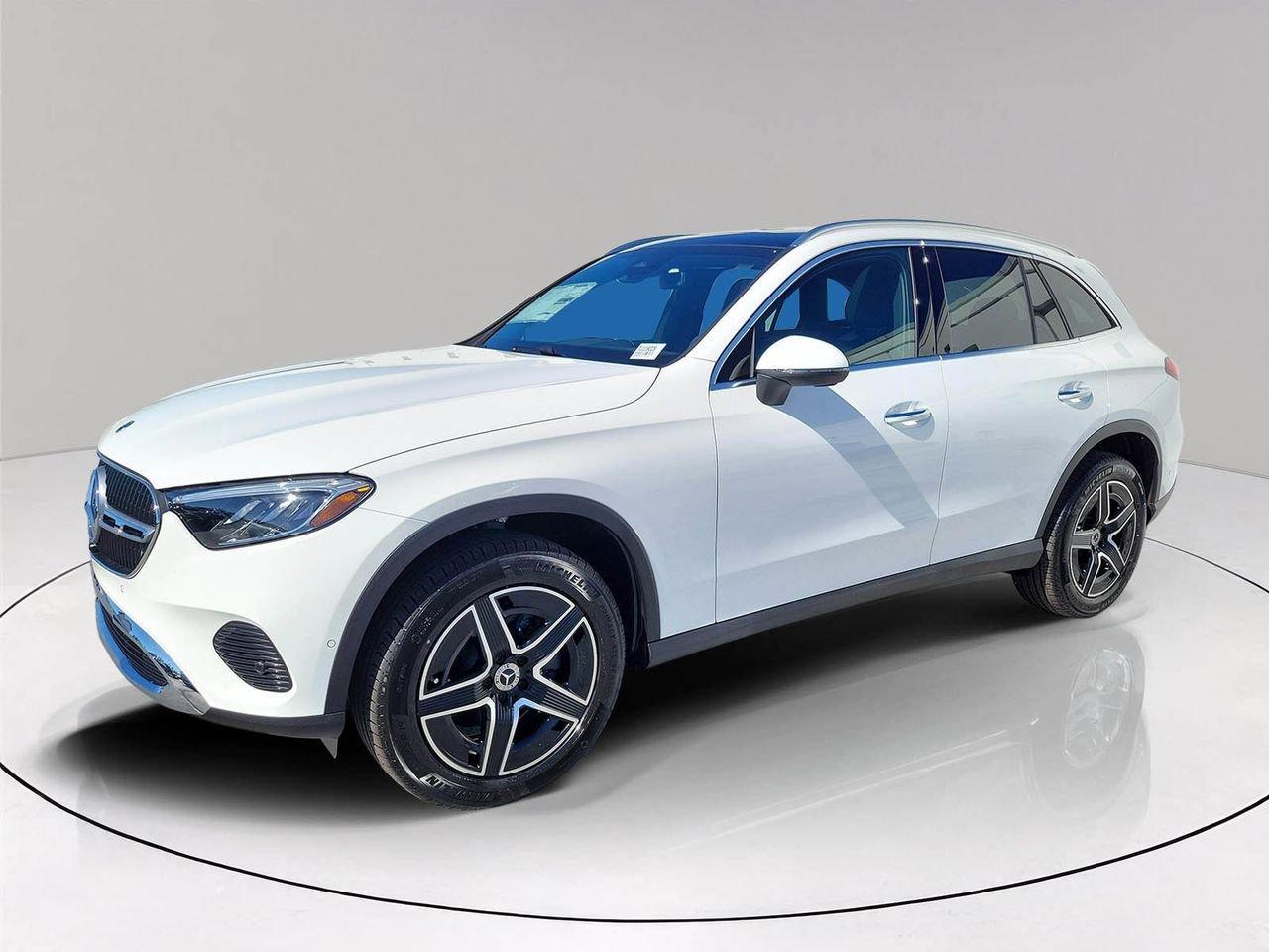 Mercedes-Benz Glc 300 - Thumbnail 4