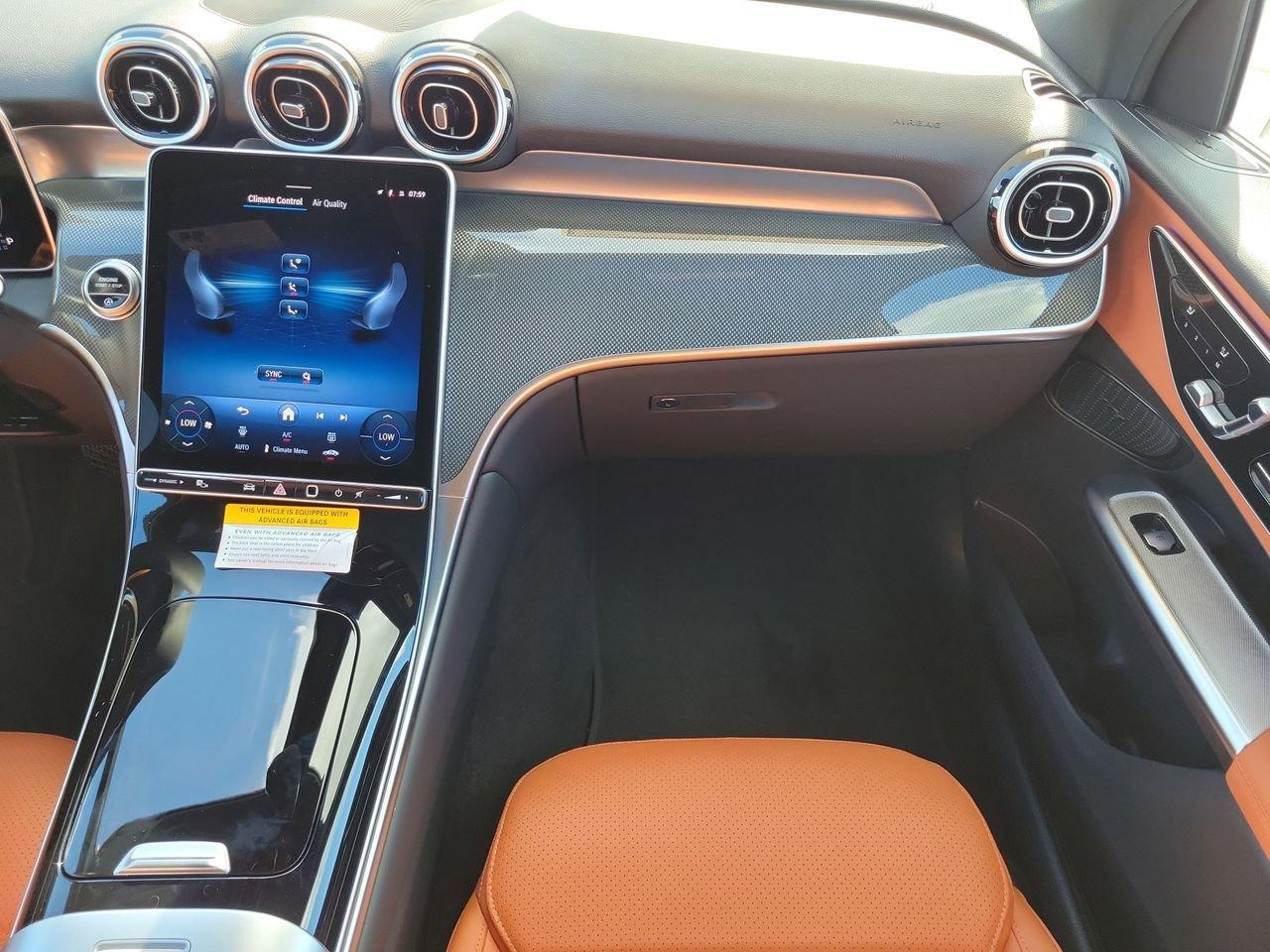 Mercedes-Benz Glc 300 - Thumbnail 15