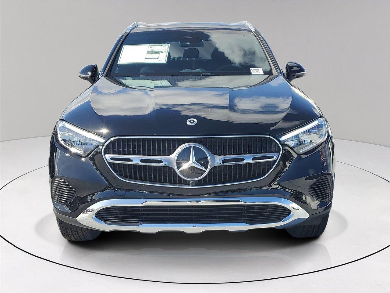 Mercedes-Benz Glc 300 - Thumbnail 3