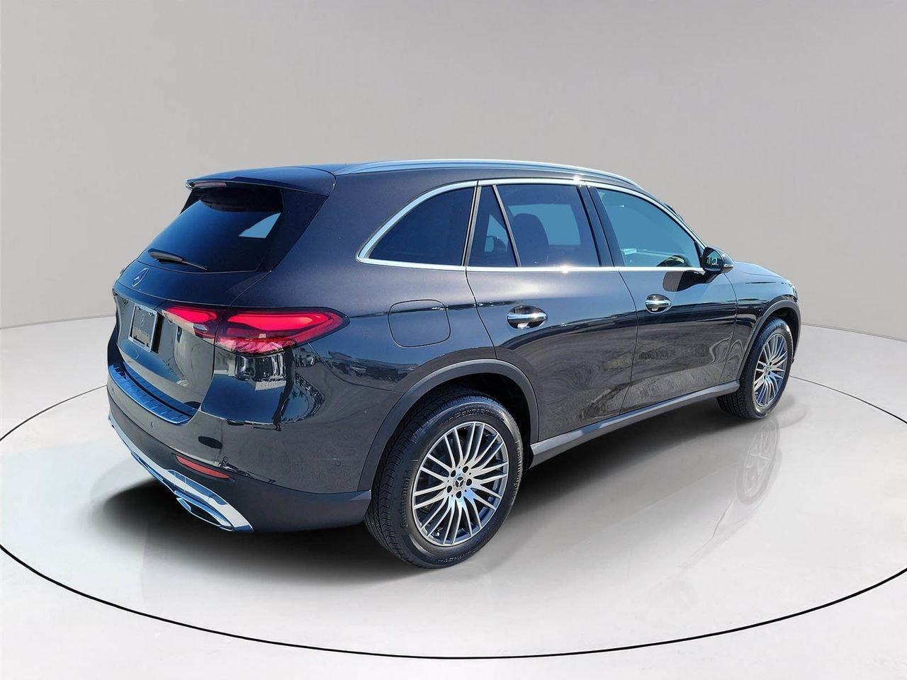 Mercedes-Benz Glc 300 - Thumbnail 7