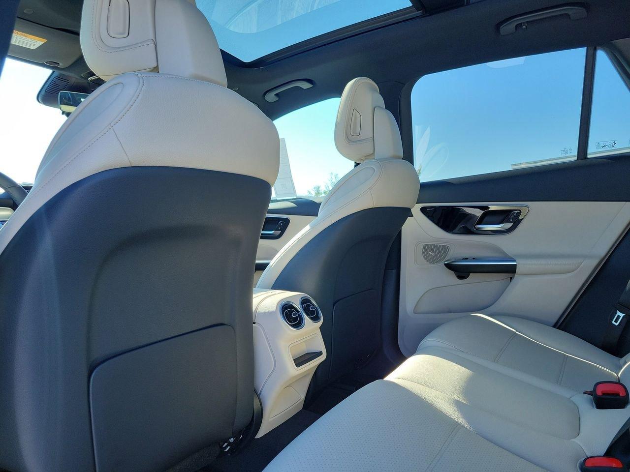 Mercedes-Benz Glc 300 - Thumbnail 13