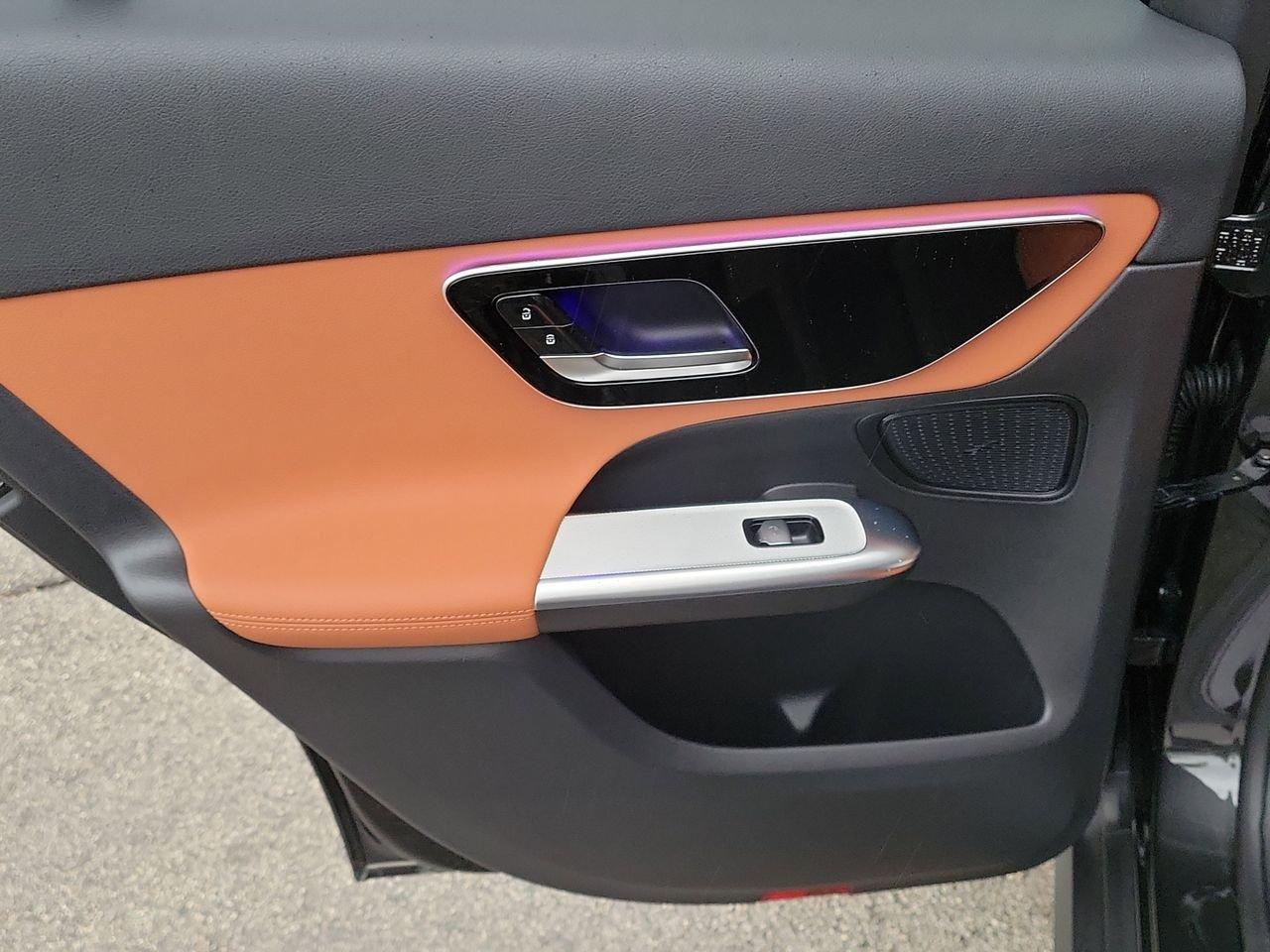 Mercedes-Benz Glc 300 - Thumbnail 12