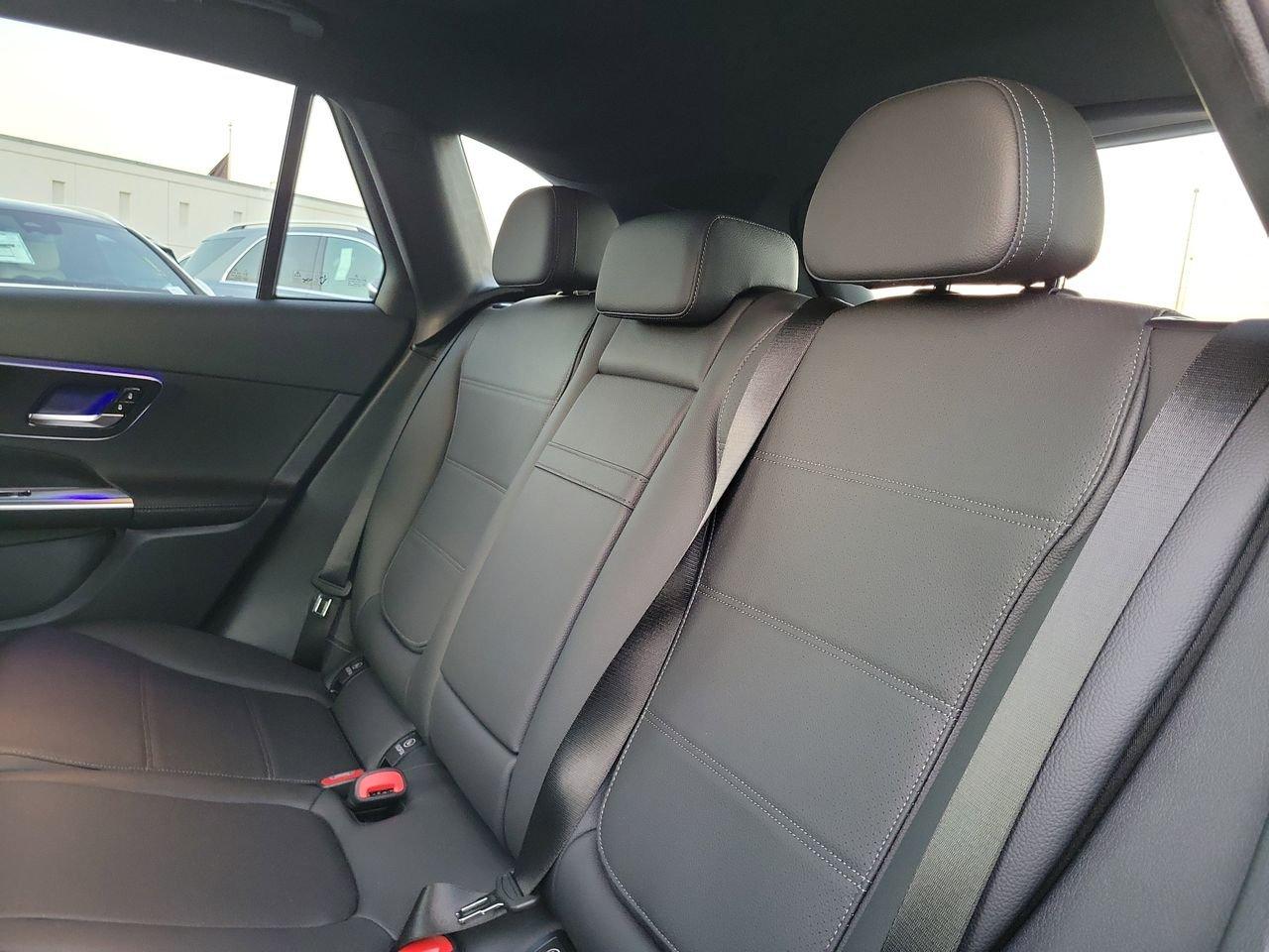 Mercedes-Benz Glc 300 - Thumbnail 14