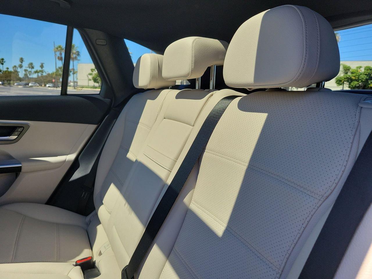 Mercedes-Benz Glc 300 - Thumbnail 12