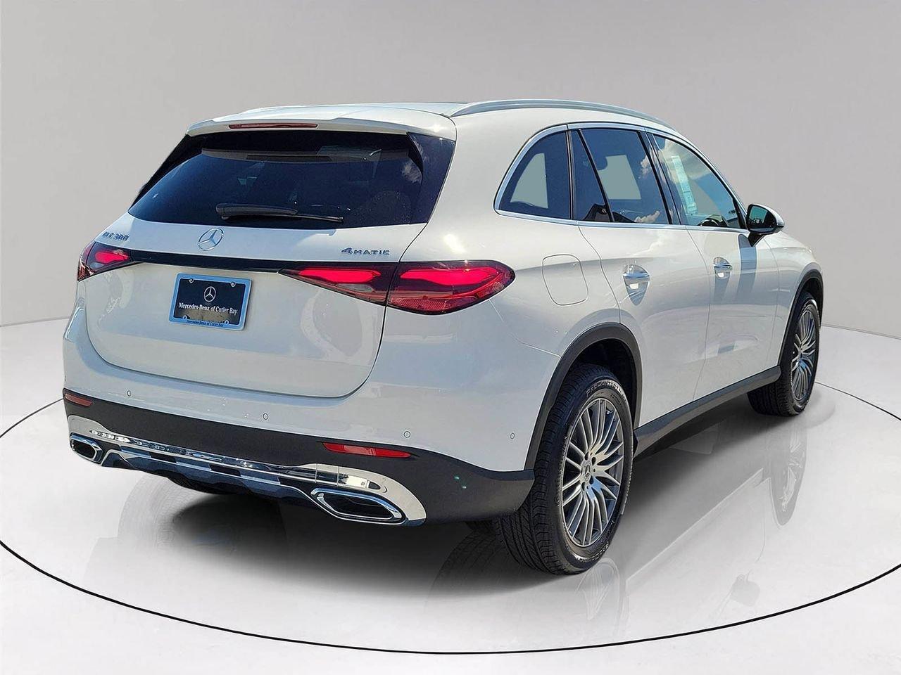 Mercedes-Benz Glc 300 - Thumbnail 7