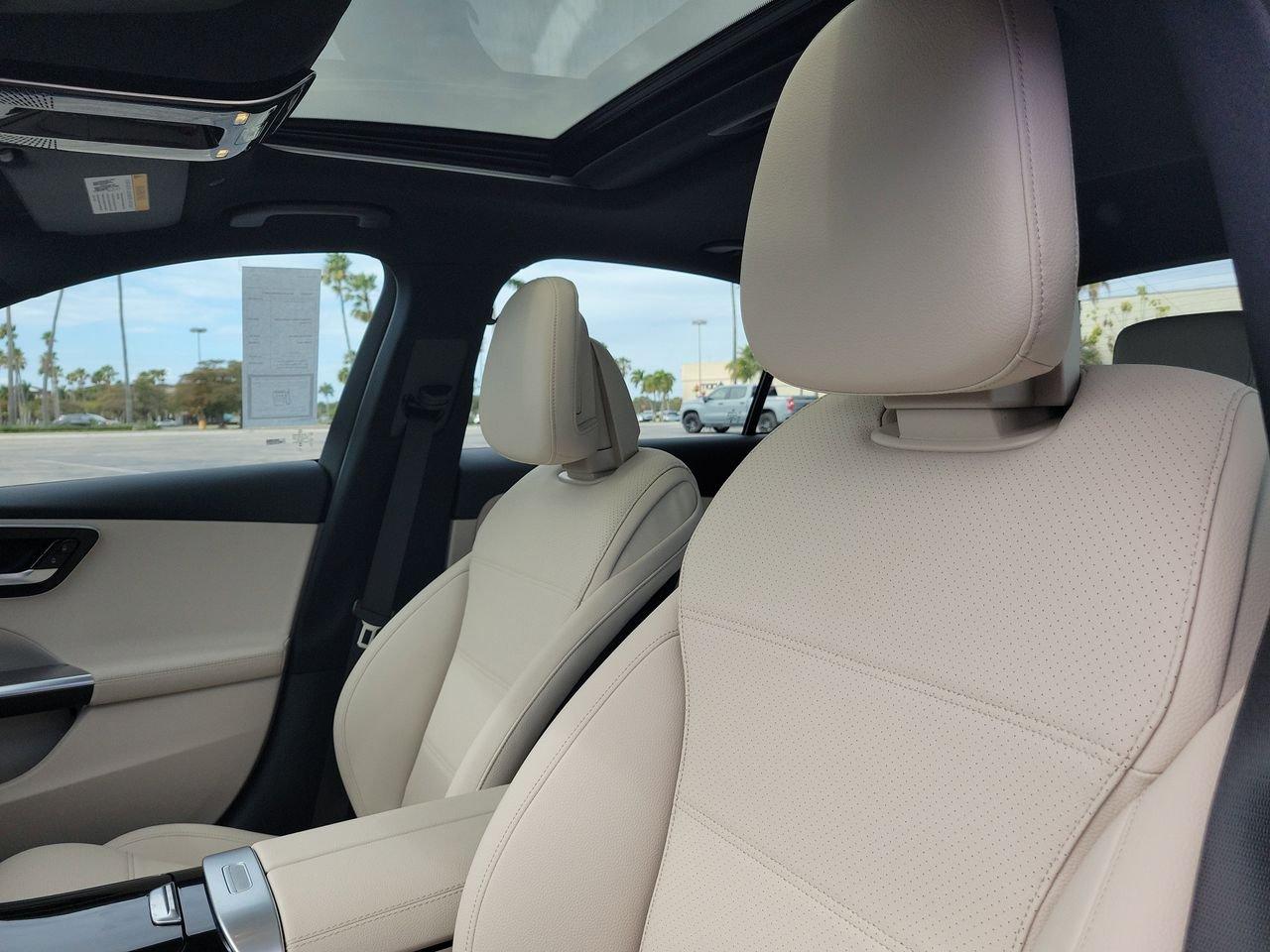 Mercedes-Benz C 300 - Thumbnail 20