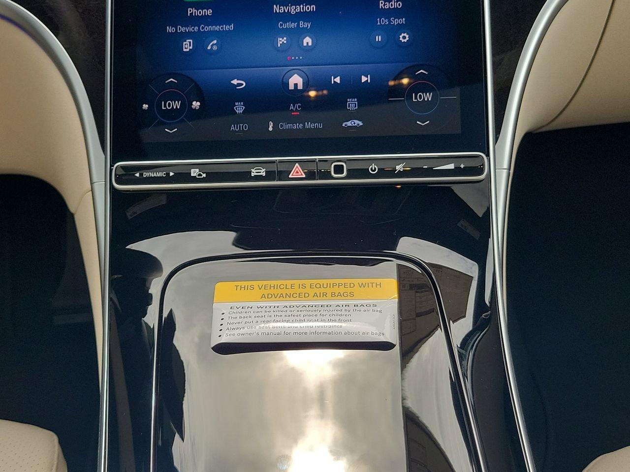 Mercedes-Benz C 300 - Thumbnail 17