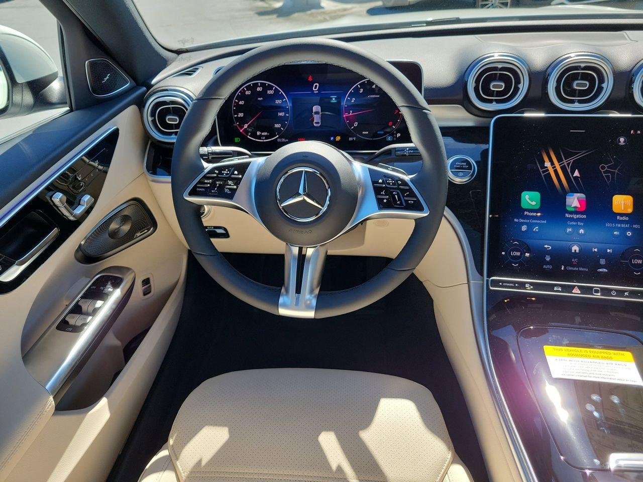 Mercedes-Benz C 300 - Thumbnail 15