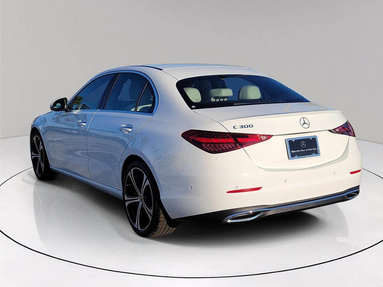 Mercedes-Benz C 300 - Thumbnail 5