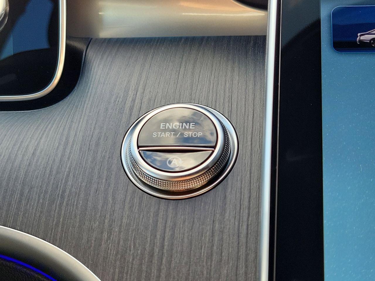 Mercedes-Benz C 300 - Thumbnail 20