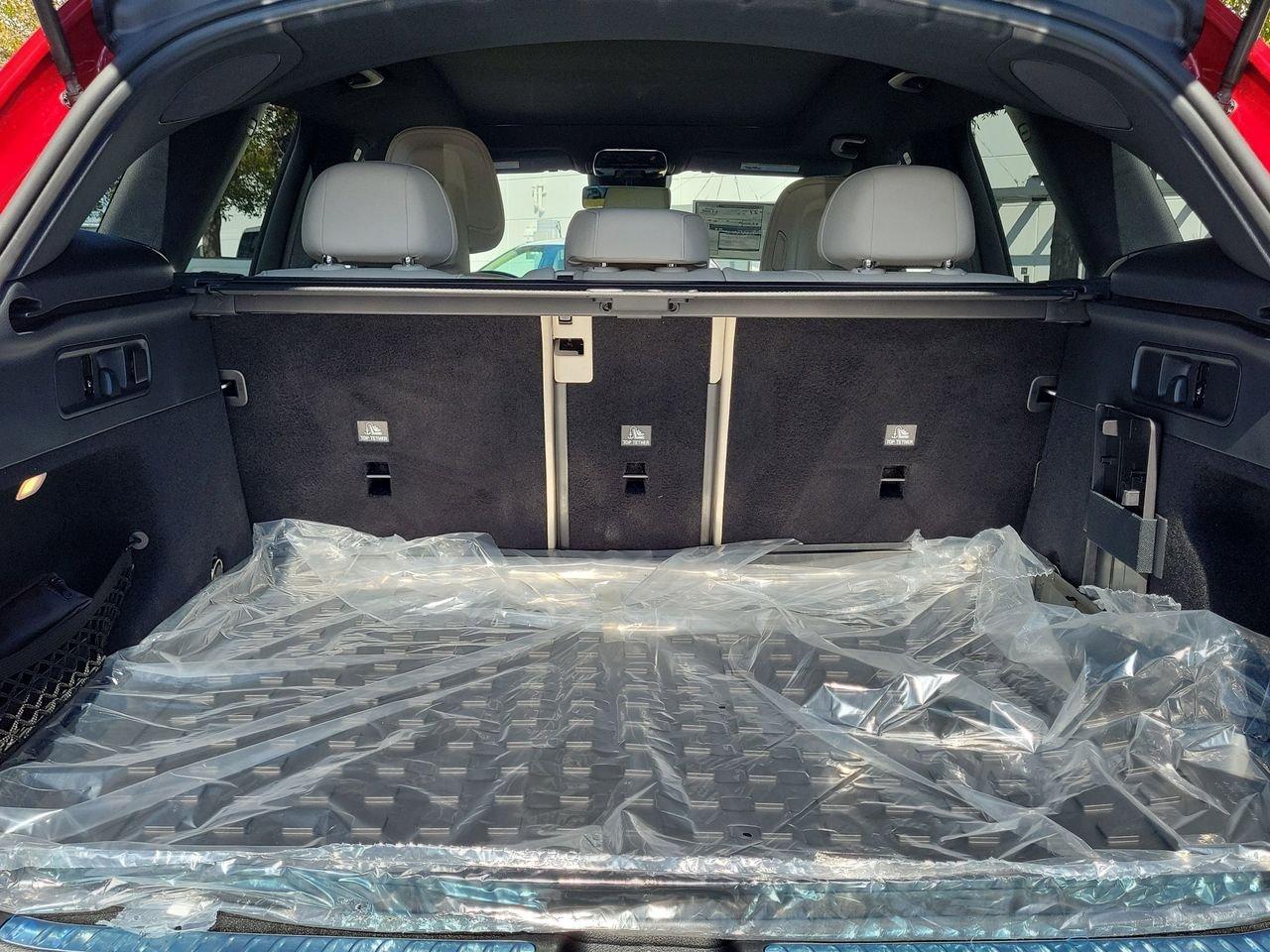 Mercedes-Benz Glc 300 - Thumbnail 9