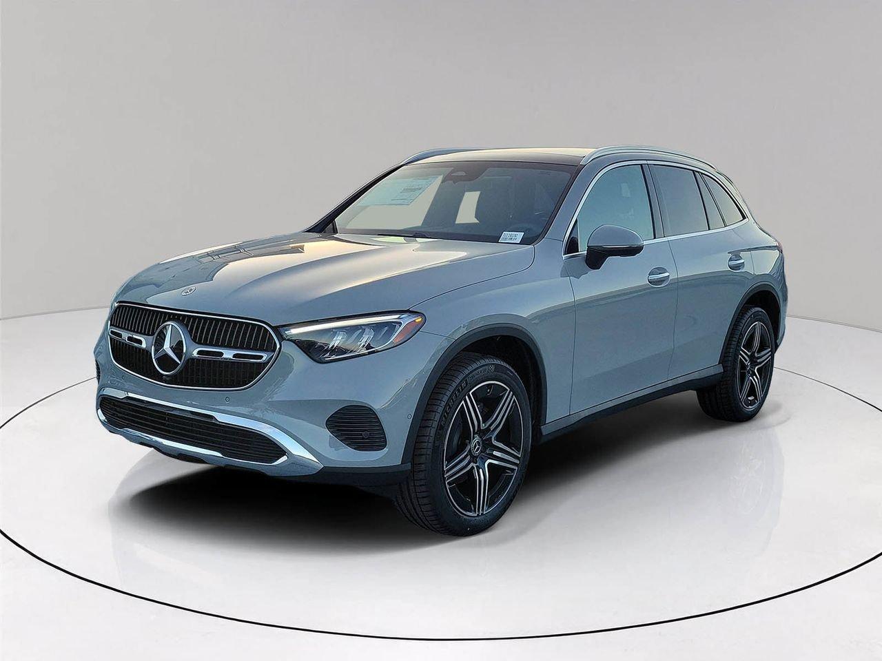 Mercedes-Benz Glc 300 - Thumbnail 4