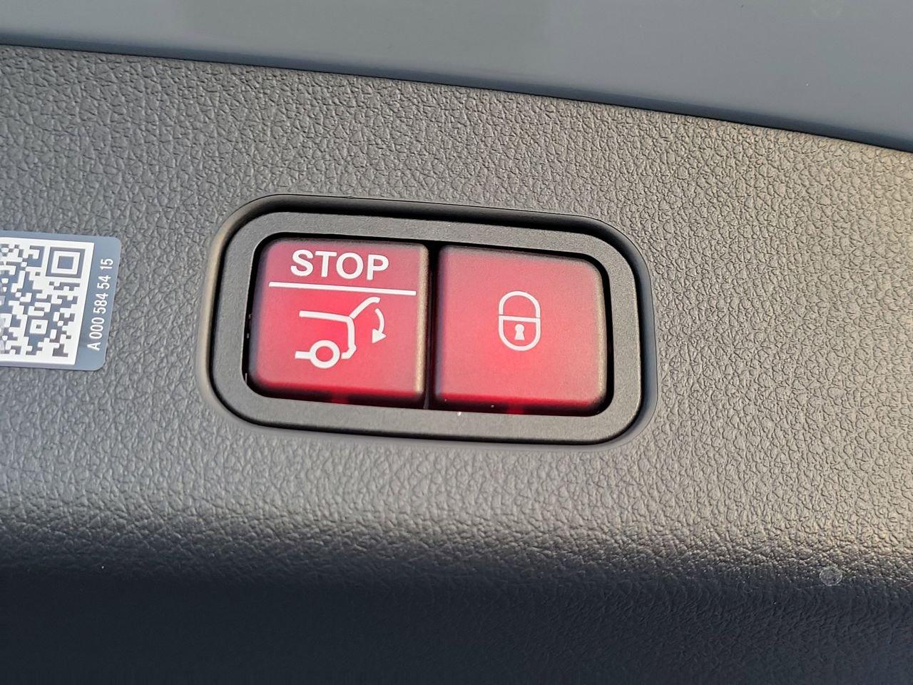 Mercedes-Benz Glc 300 - Thumbnail 10