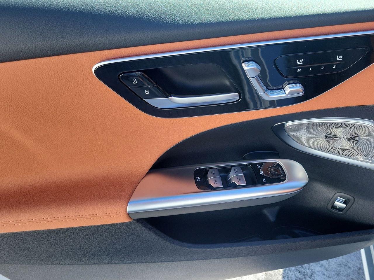 Mercedes-Benz C 300 - Thumbnail 20