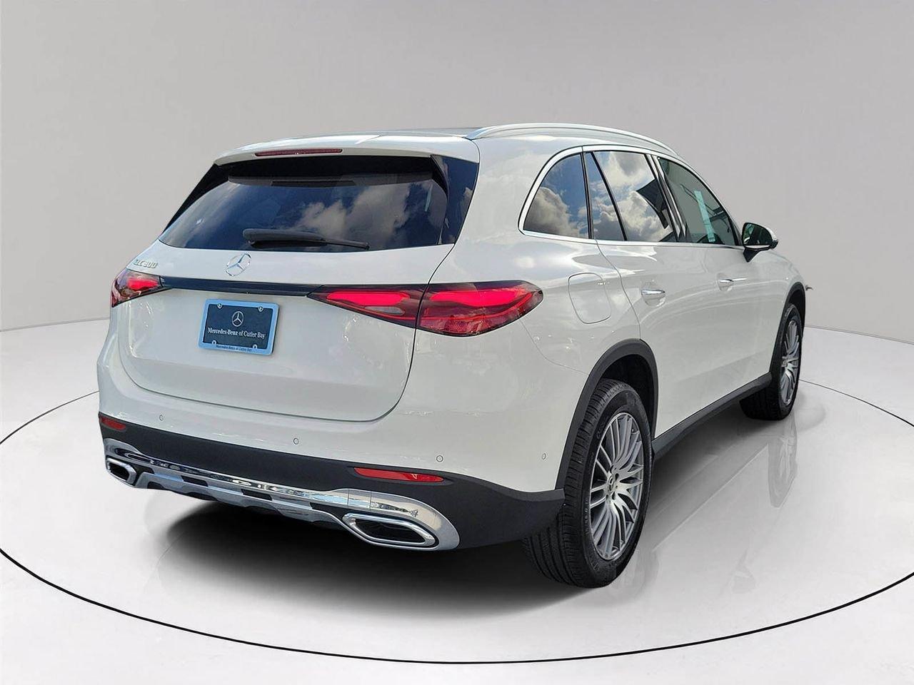 Mercedes-Benz Glc 300 - Thumbnail 7