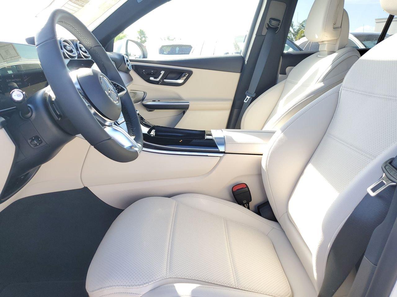 Mercedes-Benz Glc 300 - Thumbnail 19