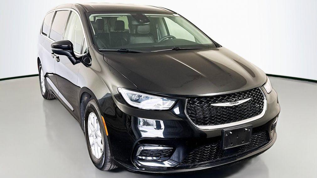 Chrysler Pacifica - View 1