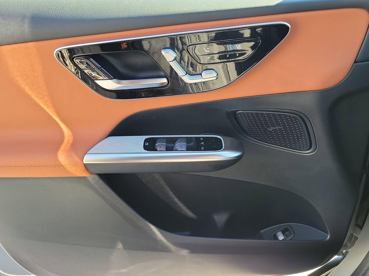 Mercedes-Benz Glc 300 - Thumbnail 20