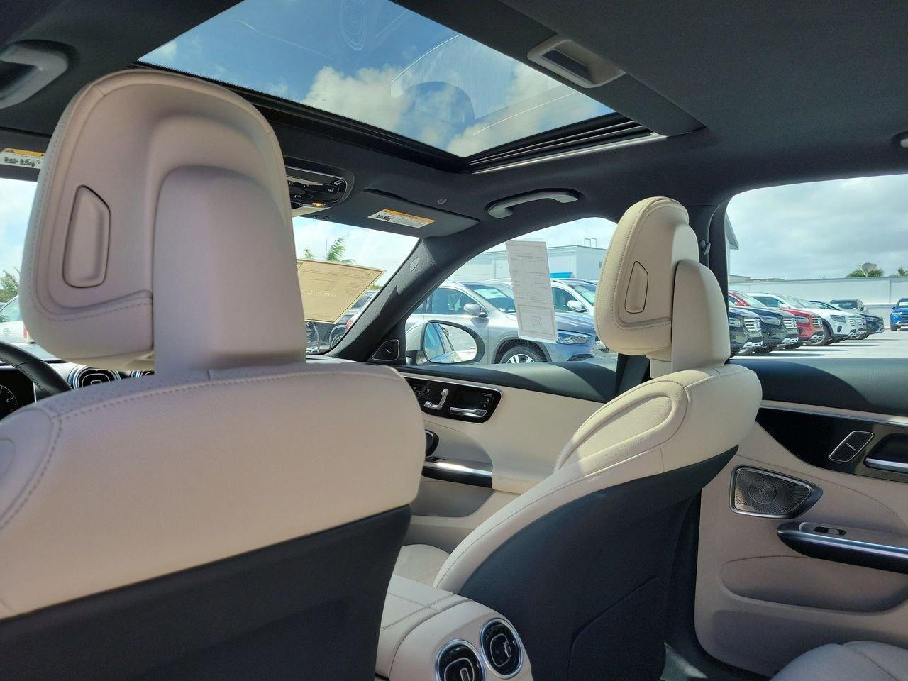 Mercedes-Benz C 300 - Thumbnail 14