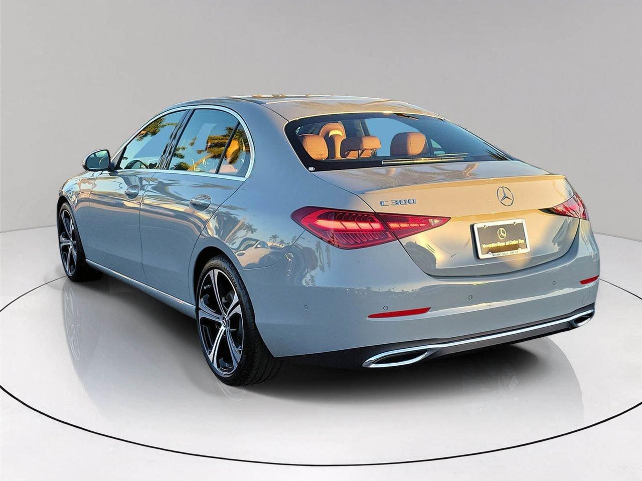 Mercedes-Benz C 300 - Thumbnail 4