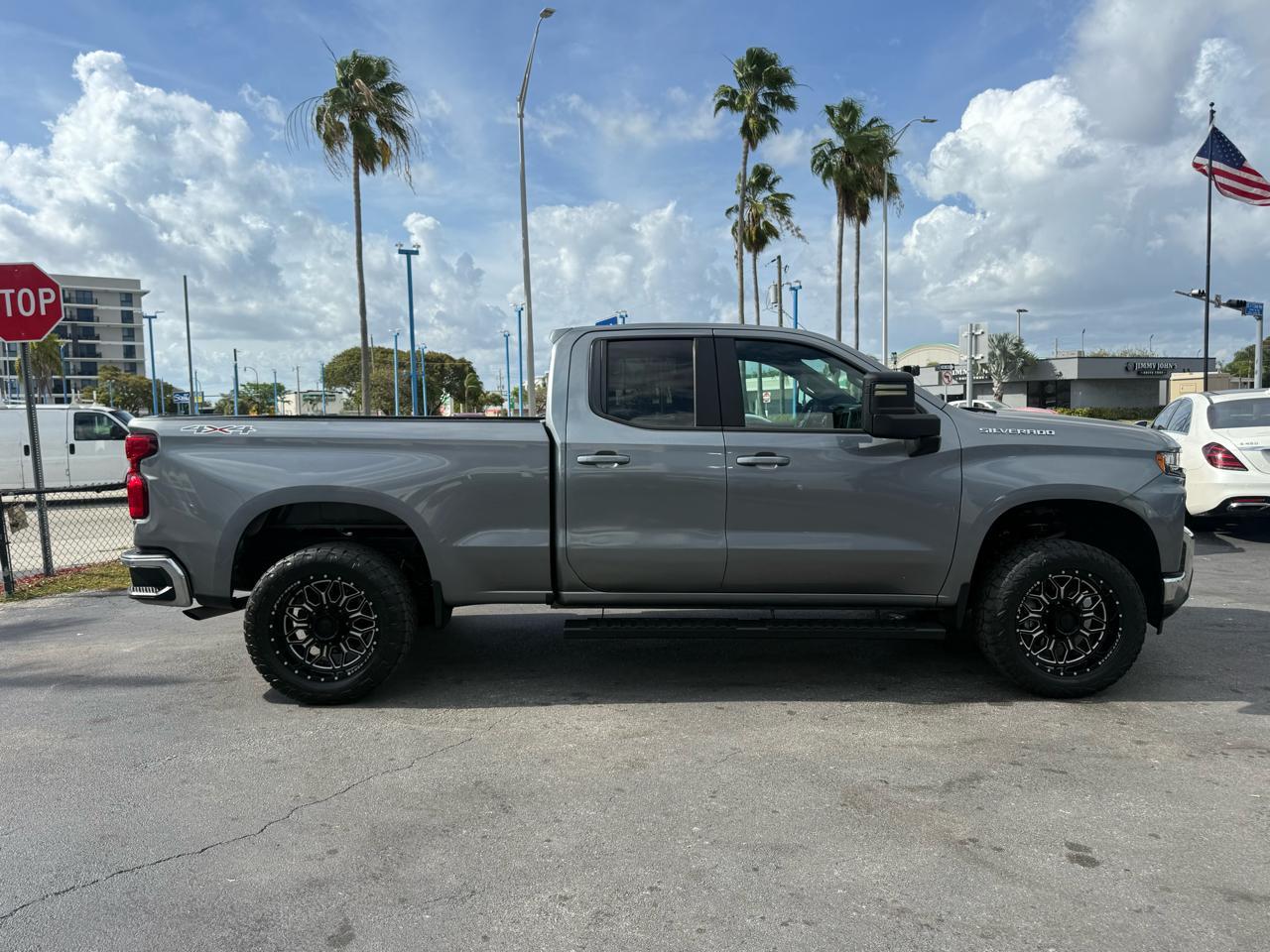 Chevrolet Silverado 1500 1Lt Crew Cab 4Wd - Thumbnail 3