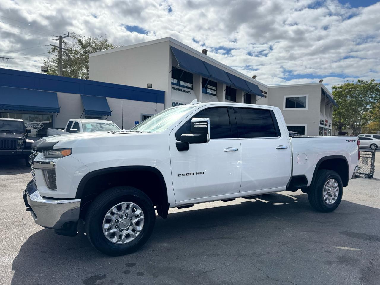 Chevrolet Silverado 2500Hd - Thumbnail 9