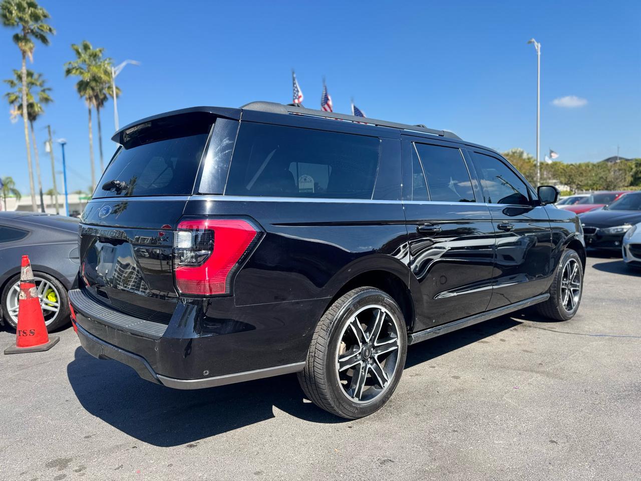 Ford Expedition Max Limited 4Wd - Thumbnail 6