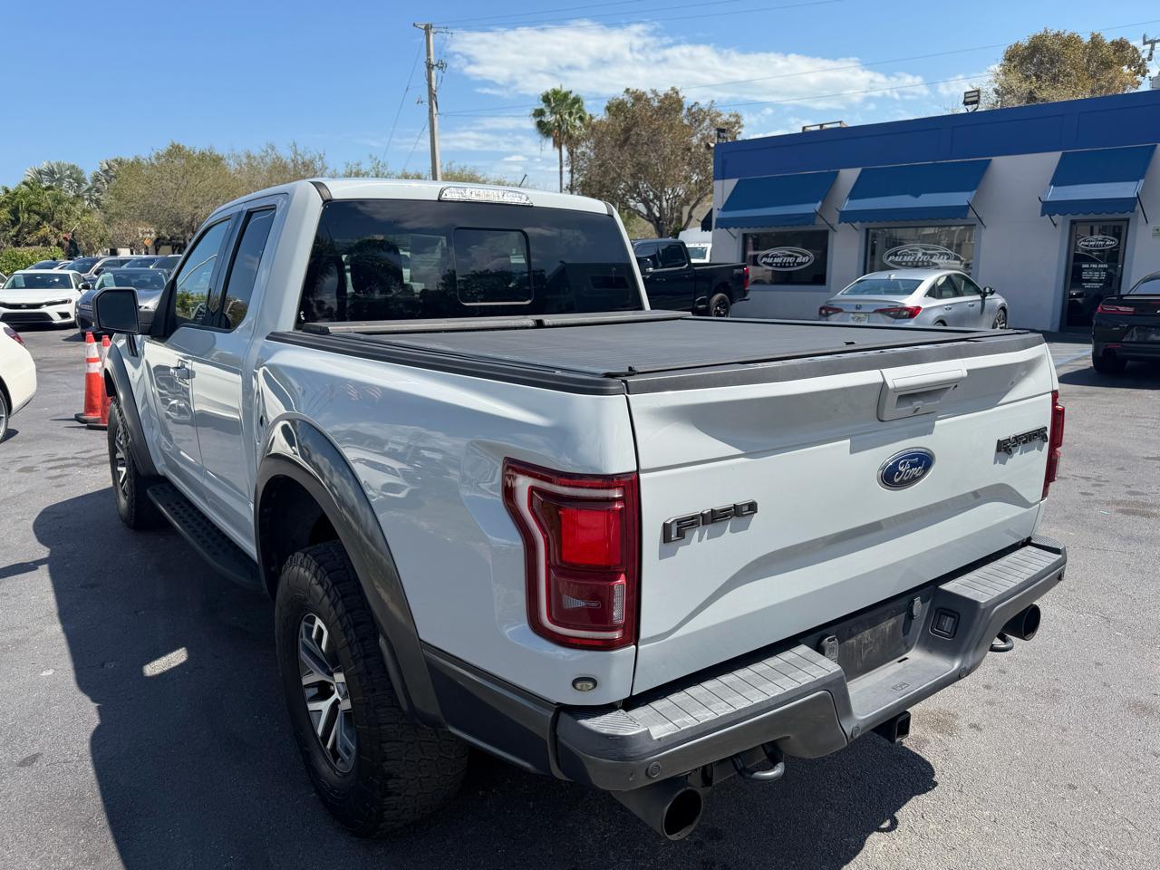 Ford F-150 4Wd Supercab 133" Svt Raptor - Thumbnail 8