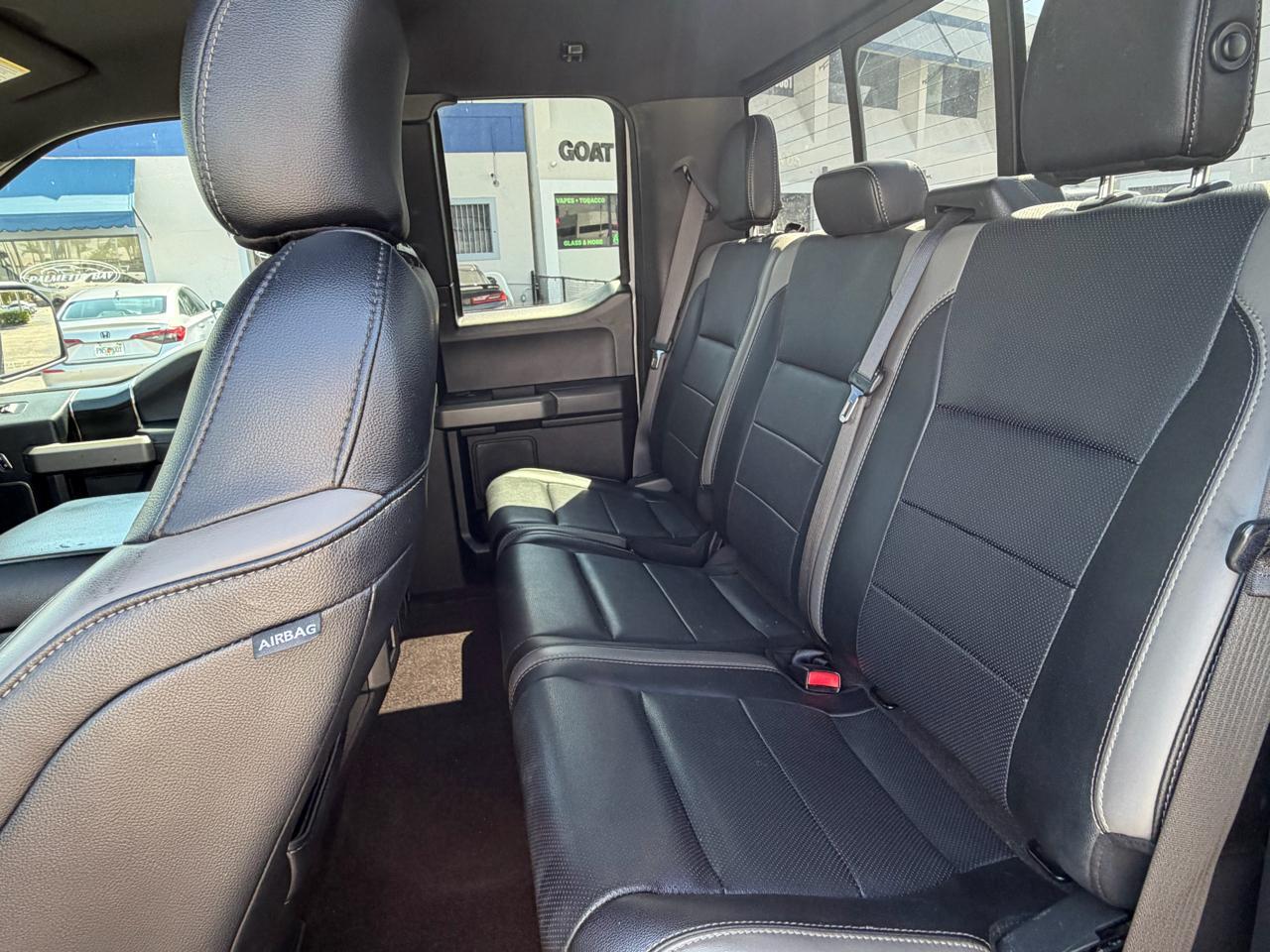 Ford F-150 4Wd Supercab 133" Svt Raptor - Thumbnail 20