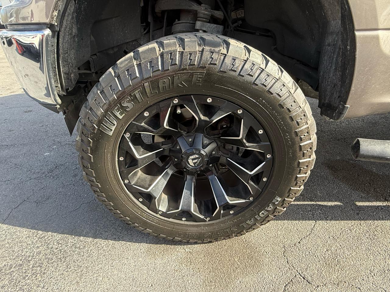 Ford F-150 4Wd Supercrew 150" Xlt - Thumbnail 16