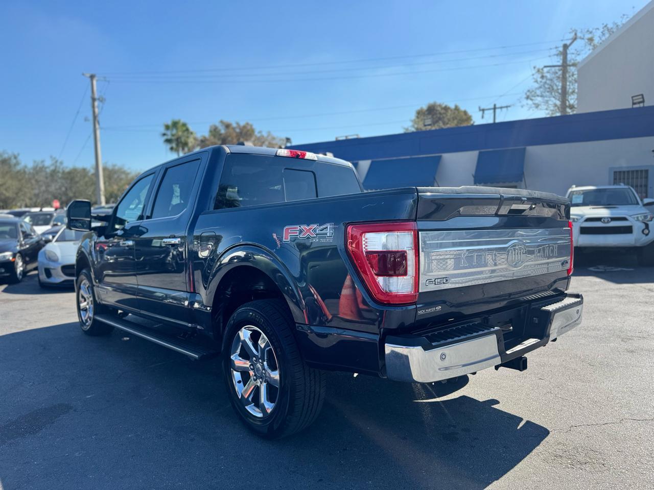 Ford F-150 King-Ranch Supercrew 5.5-Ft. Bed 4Wd - Thumbnail 9