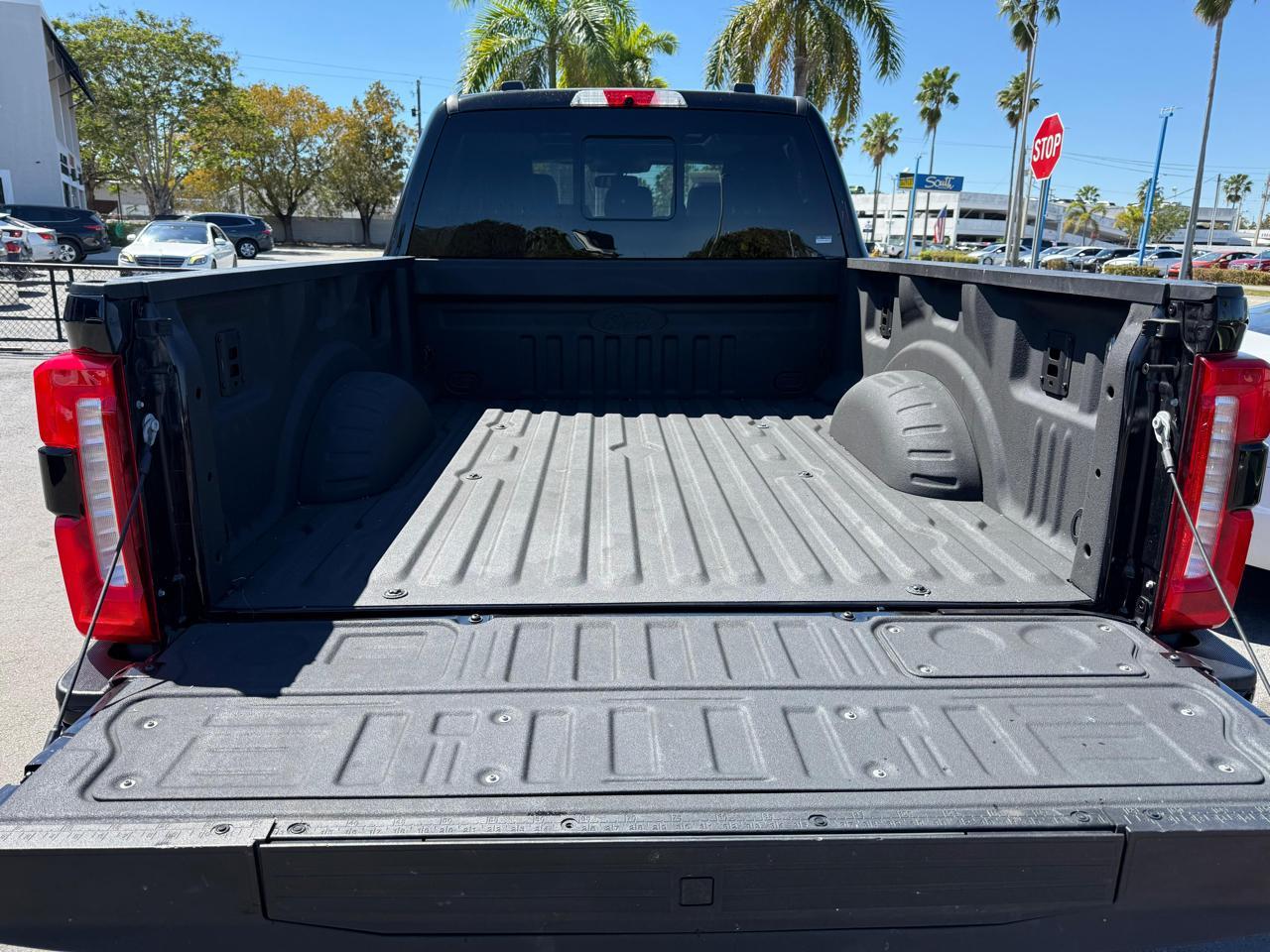 Ford F-250 Sd Xl Crew Cab 4Wd - Thumbnail 10