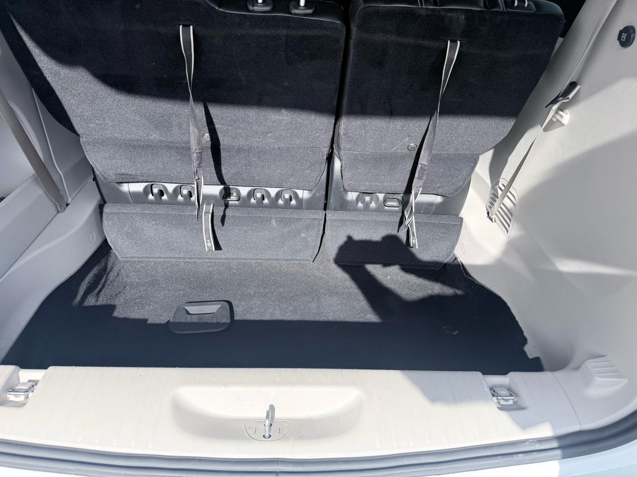 Chrysler Pacificatouring L Fwd - Thumbnail 18