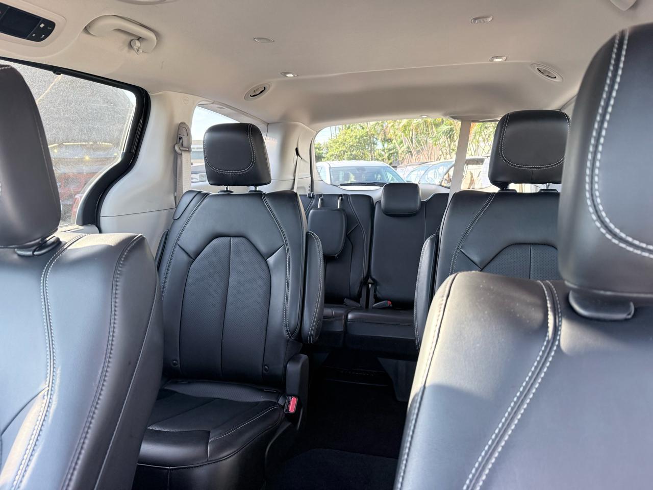 Chrysler Pacificatouring L Fwd - Thumbnail 5