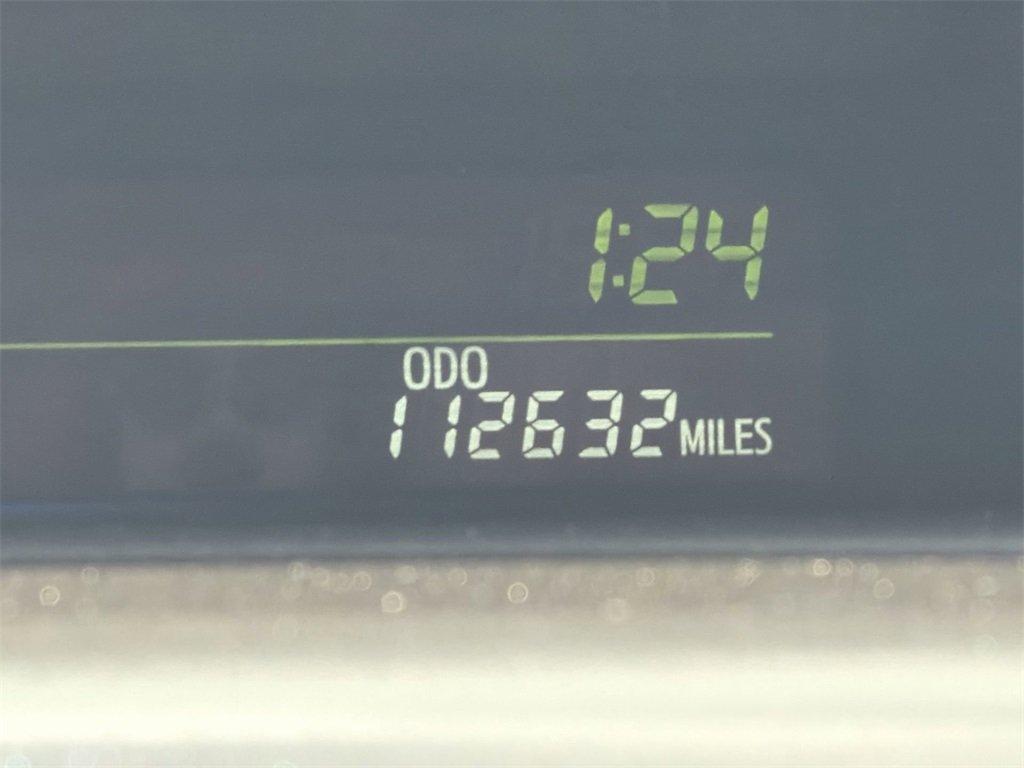 Toyota Prius V - Thumbnail 18