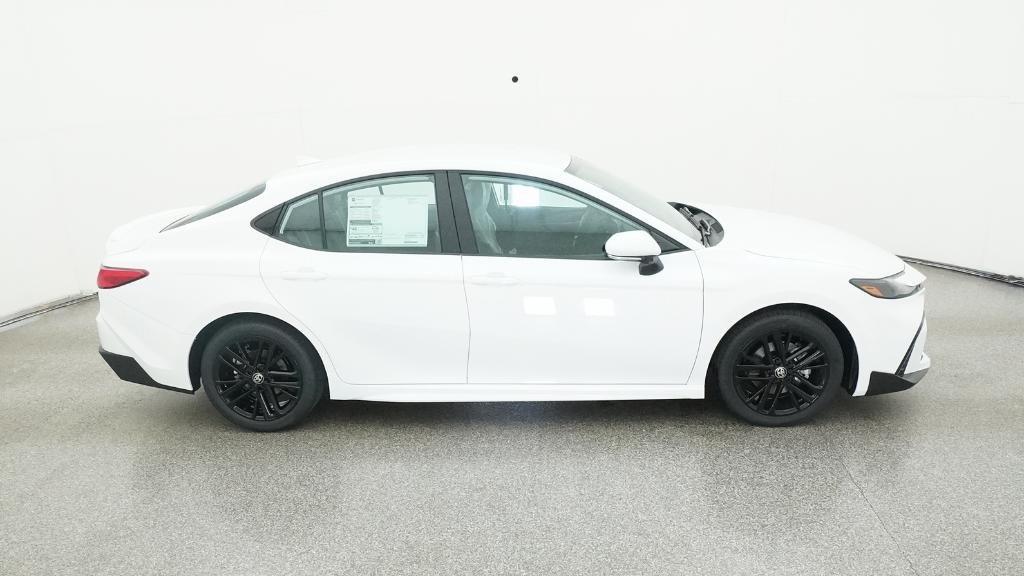 Toyota Camry Se - Thumbnail 18