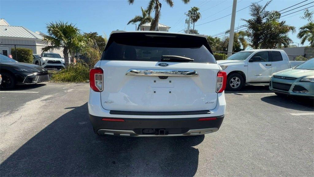 Ford Explorer Xlt 4Wd - Thumbnail 8