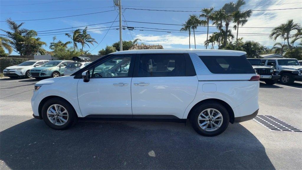 Kia Carnival Lx Fwd - Thumbnail 6