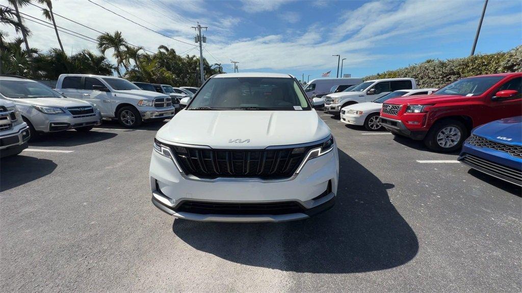 Kia Carnival Lx Fwd - Thumbnail 4