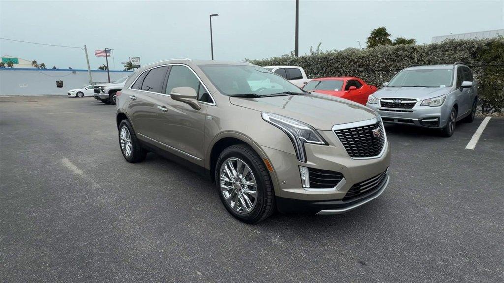 Cadillac Xt5 Premium Luxury Fwd - Thumbnail 3